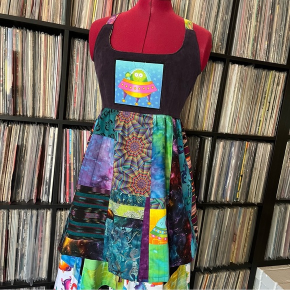 alien superstar patchwork apron top y2k phish 90s 👽 - Picture 2 of 13